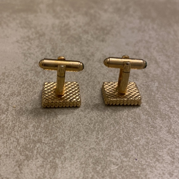 Cuff Links - Picture 2 of 2